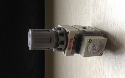 車速傳感器，輪速傳感器